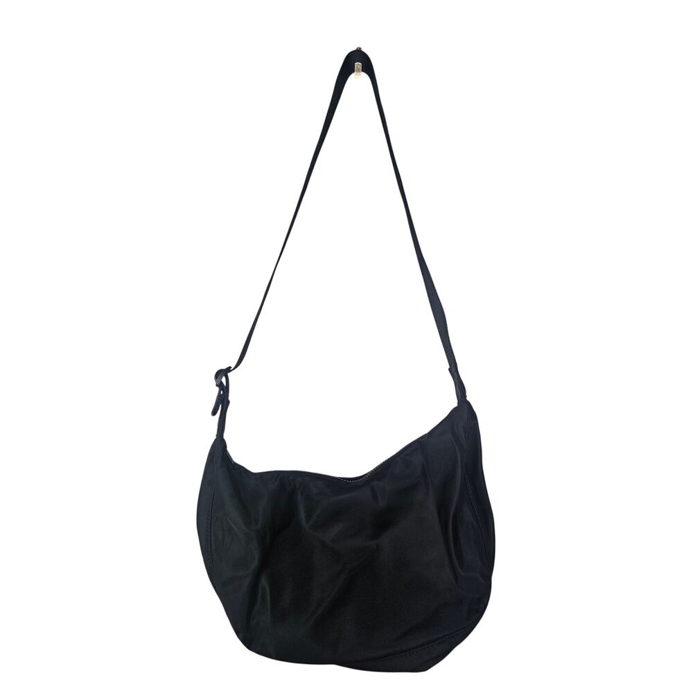 Quince Black Nylon Crescent Bag Travel Minimalist Casual Gorpcore Crossbody